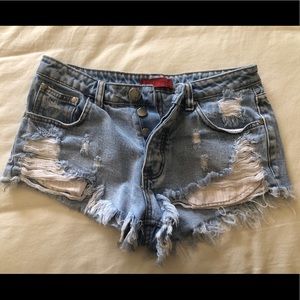 High-Waisted Cut Off Shorts